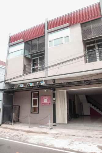 Comfy Homestay Yogyakarta Exterior foto